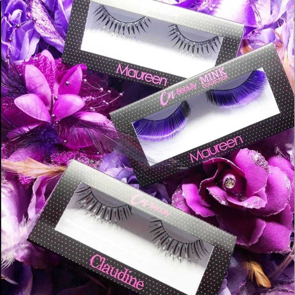 Dramatic LASHES